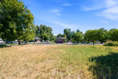 345 E 300 S #1, Logan, UT 84321 - Photo 18