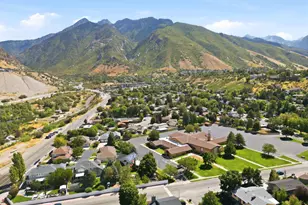 7126 S Griffiths Pl, Cottonwood Heights, UT 84121 - Photo 52