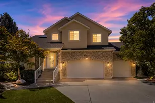 7126 S Griffiths Pl, Cottonwood Heights, UT 84121 - Photo 1