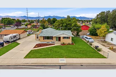6978 S 2700 W, West Jordan, UT 84084 - Photo 6