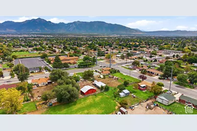 6978 S 2700 W, West Jordan, UT 84084 - Photo 12