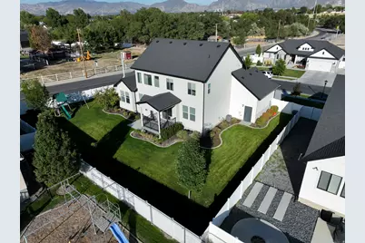 5872 S Murray Hollow Ln, Murray, UT 84123 - Photo 2