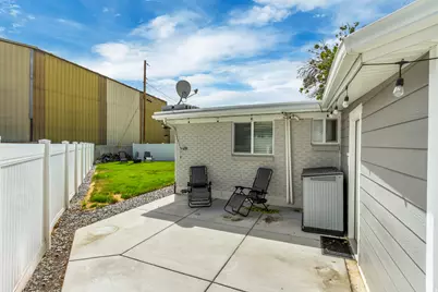 48 W Moon Ridge Dr, Murray, UT 84107 - Photo 24