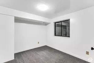 1113 Country Hills Dr, Ogden, UT 84403 - Photo 22