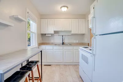 843 N 75 E, Orem, UT 84057 - Photo 10