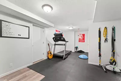 1935 E Brandon Pl, Sandy, UT 84092 - Photo 40