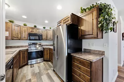 1862 E Whitetail Way N, Layton, UT 84040 - Photo 8