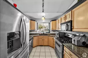 2391 W 2120 N, Clinton, UT 84015 - Photo 2