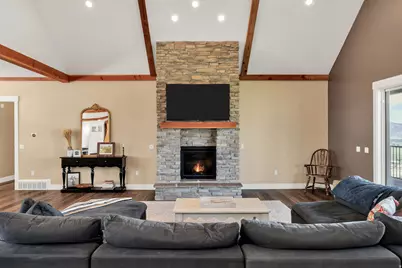 1430 W 6710 S, Hyrum, UT 84319 - Photo 10