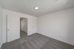 2261 S Wolverine Way, Washington, UT 84780 - Photo 20