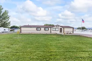 245 N 400 W, Salina, UT 84654 - Photo 2
