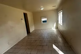 870 W Ellis St, Ogden, UT 84401 - Photo 6
