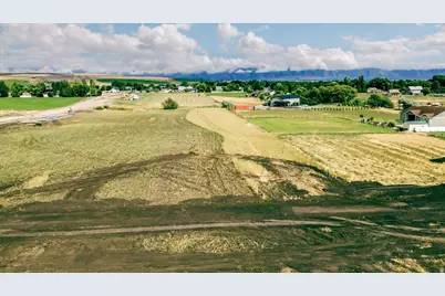 172 N 300 W #14, Newton, UT 84327 - Photo 1
