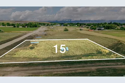 180 N 300 W #15, Newton, UT 84327 - Photo 2