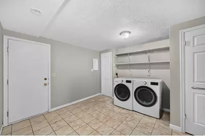 665 N 100 E #8, Provo, UT 84606 - Photo 18