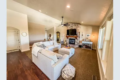 723 Cove St, Providence, UT 84332 - Photo 14