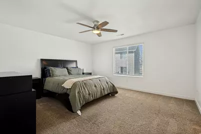 995 E Mecham Ave #122, Layton, UT 84040 - Photo 16
