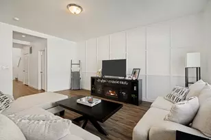 995 E Mecham Ave, Layton, UT 84040 - Photo 6