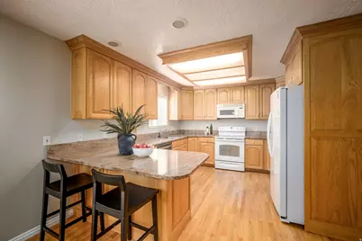 1147 W Columbia Ln, Provo, UT 84604 - Photo 8