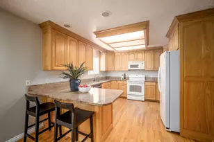 1147 W Columbia Ln, Provo, UT 84604 - Photo 8