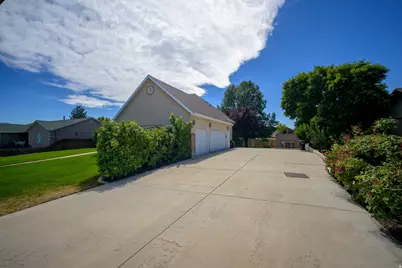 1147 W Columbia Ln, Provo, UT 84604 - Photo 26