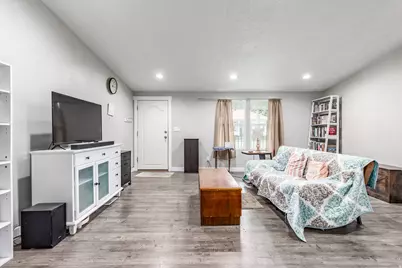 8522 S Solar Way E #8522, Sandy, UT 84070 - Photo 6