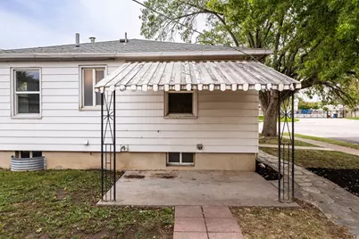 1174 W 300 N, Salt Lake City, UT 84116 - Photo 24