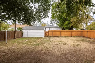 1174 W 300 N, Salt Lake City, UT 84116 - Photo 28