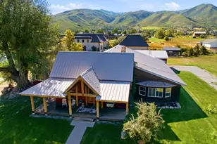 585 N Center St, Midway, UT 84049 - Photo 44