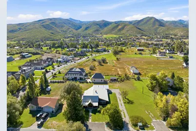 585 N Center St, Midway, UT 84049 - Photo 48