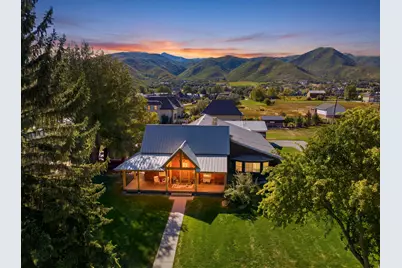 585 N Center St, Midway, UT 84049 - Photo 1