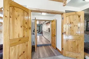585 N Center St, Midway, UT 84049 - Photo 14