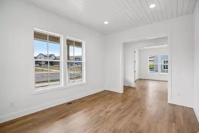 7213 S Sage Rd, West Jordan, UT 84081 - Photo 14