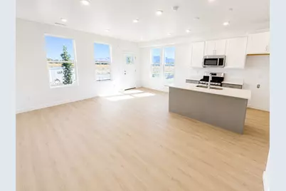 921 W Halvorsen Pkwy #221, Saratoga Springs, UT 84045 - Photo 6