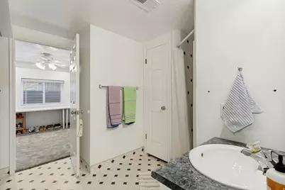 5668 S 1090 W, Murray, UT 84123 - Photo 32