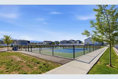 2986 S 2550 W, Syracuse, UT 84075 - Photo 32