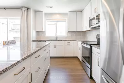 2986 S 2550 W, Syracuse, UT 84075 - Photo 10