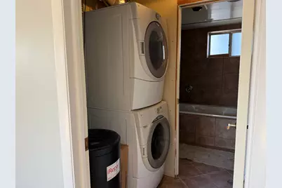 916 E Sunburn Ln, Sandy, UT 84094 - Photo 18