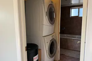 916 E Sunburn Ln, Sandy, UT 84094 - Photo 18