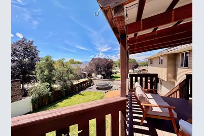 916 E Sunburn Ln, Sandy, UT 84094 - Photo 32