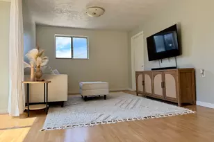 916 E Sunburn Ln, Sandy, UT 84094 - Photo 16