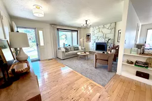 916 E Sunburn Ln, Sandy, UT 84094 - Photo 8