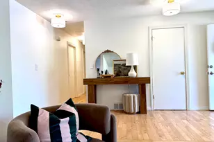 916 E Sunburn Ln, Sandy, UT 84094 - Photo 10