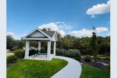 10554 S Bay Meadow Dr E #2, Sandy, UT 84092 - Photo 36