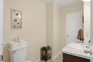 7265 S 1950 E, Cottonwood Heights, UT 84121 - Photo 18