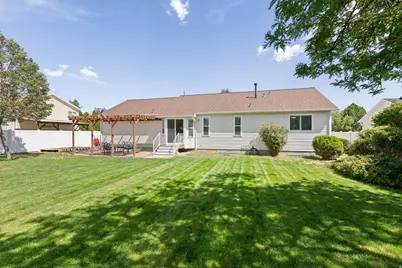 7344 S Regal Hill Dr, West Jordan, UT 84081 - Photo 32