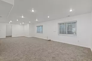 7344 S Regal Hill Dr, West Jordan, UT 84081 - Photo 24