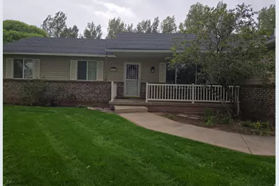 1045 N 2700 W, Roosevelt, UT 84066 - Photo 2