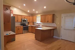 1045 N 2700 W, Roosevelt, UT 84066 - Photo 6