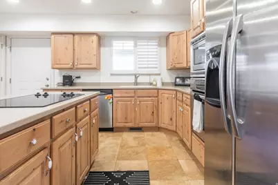 1136 N 700 W #195, Centerville, UT 84014 - Photo 10